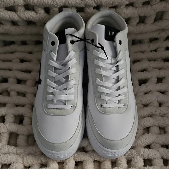 Loci Ten Vegan Logo High-Top Sneakers - Picture 4 of 16